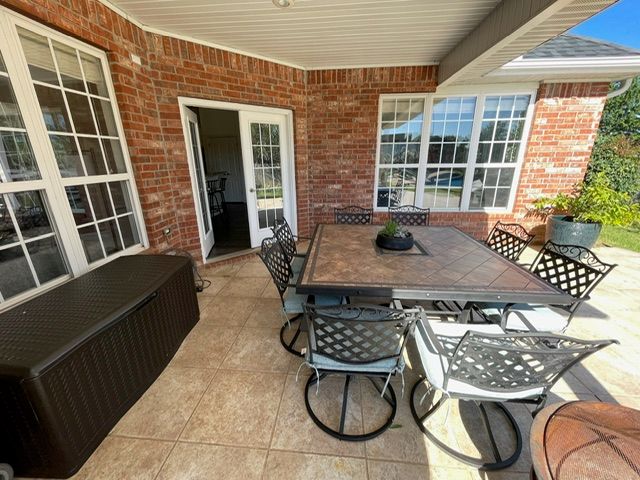 4090 Stoney Bend Drive, Fayetteville, AR 72704