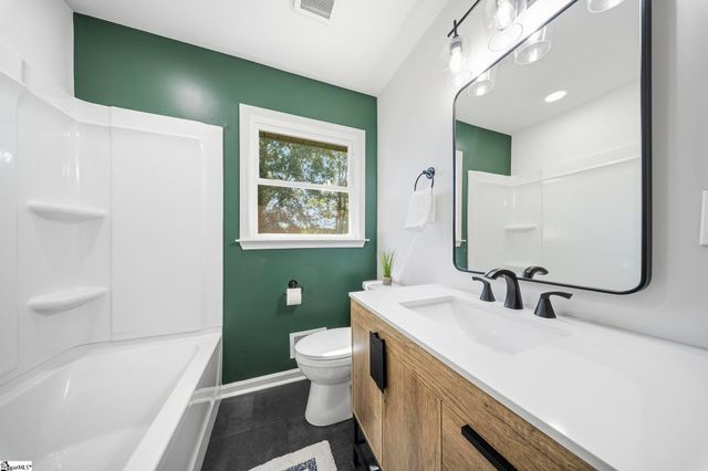 14 Dunlap Drive, Greenville, SC 29605