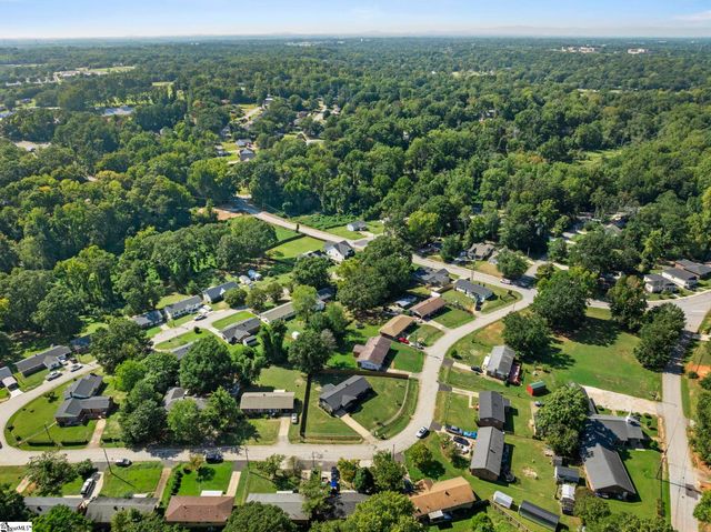 14 Dunlap Drive, Greenville, SC 29605