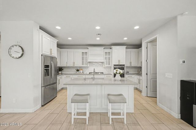 18401 W FULTON Street, Goodyear, AZ 85338