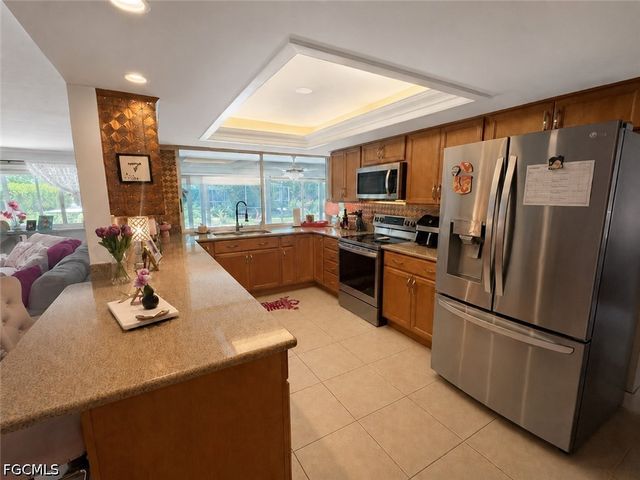 5098 Northampton DR, Fort Myers, FL 33919