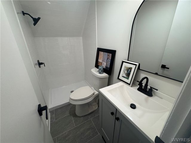 95 Reserve Road, West Seneca, NY 14224