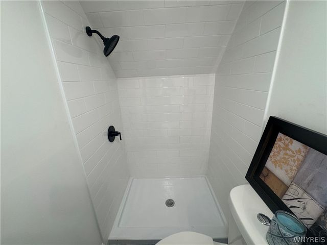 95 Reserve Road, West Seneca, NY 14224