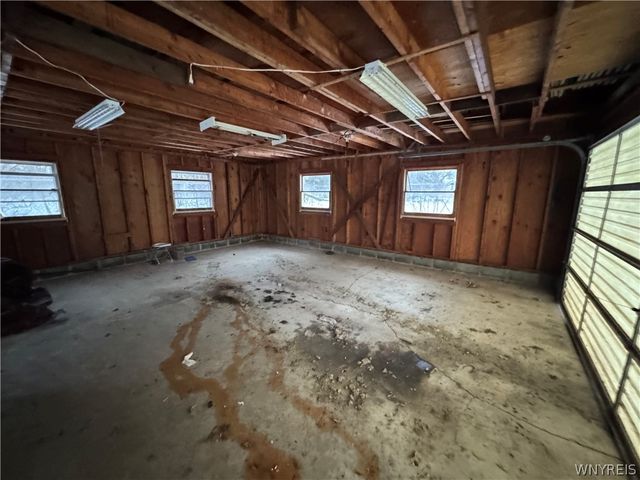 95 Reserve Road, West Seneca, NY 14224