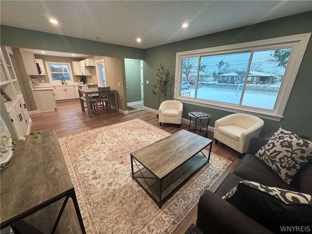 95 Reserve Road, West Seneca, NY 14224