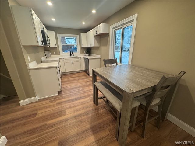 95 Reserve Road, West Seneca, NY 14224