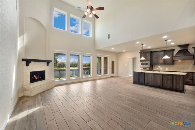 657 Vale Court, New Braunfels, TX 78132