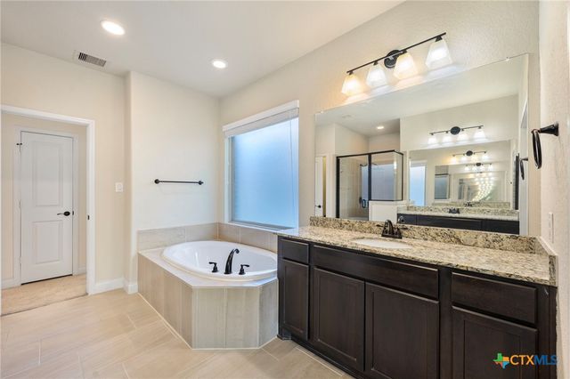 657 Vale Court, New Braunfels, TX 78132