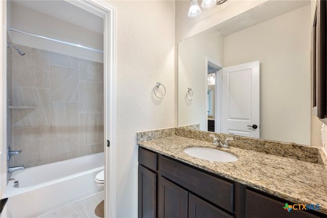 657 Vale Court, New Braunfels, TX 78132