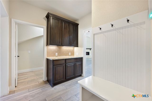 657 Vale Court, New Braunfels, TX 78132