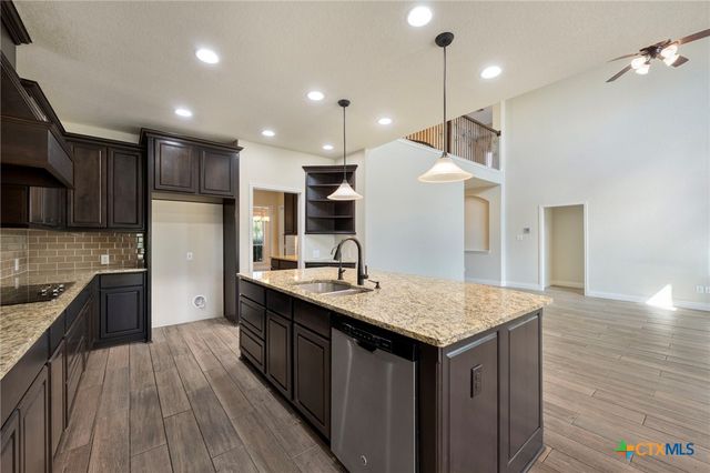 657 Vale Court, New Braunfels, TX 78132