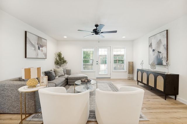 203 S Waxahachie Street, Mansfield, TX 76063