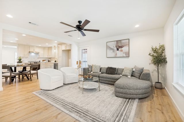 203 S Waxahachie Street, Mansfield, TX 76063