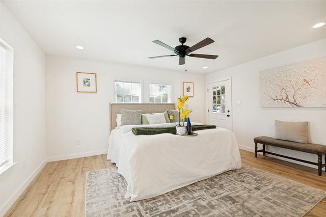 203 S Waxahachie Street, Mansfield, TX 76063