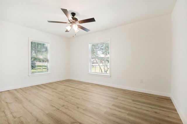 203 S Waxahachie Street, Mansfield, TX 76063