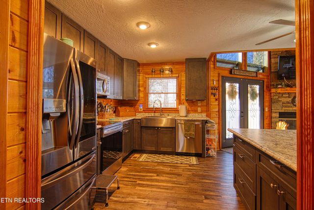 224 Eagle Bluff, Jamestown, TN 38556