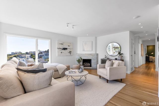 714 Duncan Street, San Francisco, CA 94131