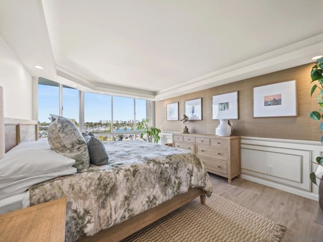 1750 Avenida Del Mundo 404, Coronado, CA 92118