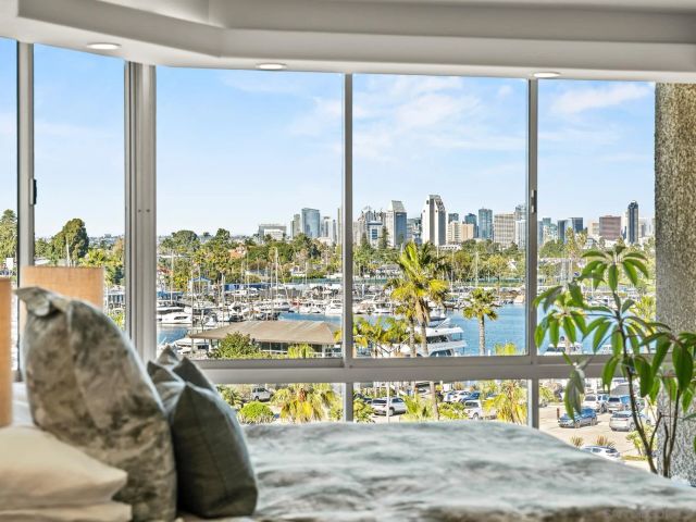 1750 Avenida Del Mundo 404, Coronado, CA 92118