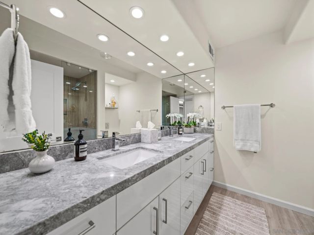 1750 Avenida Del Mundo 404, Coronado, CA 92118