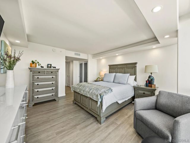 1750 Avenida Del Mundo 404, Coronado, CA 92118