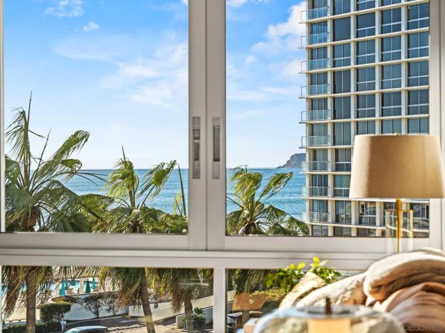 1750 Avenida Del Mundo 404, Coronado, CA 92118