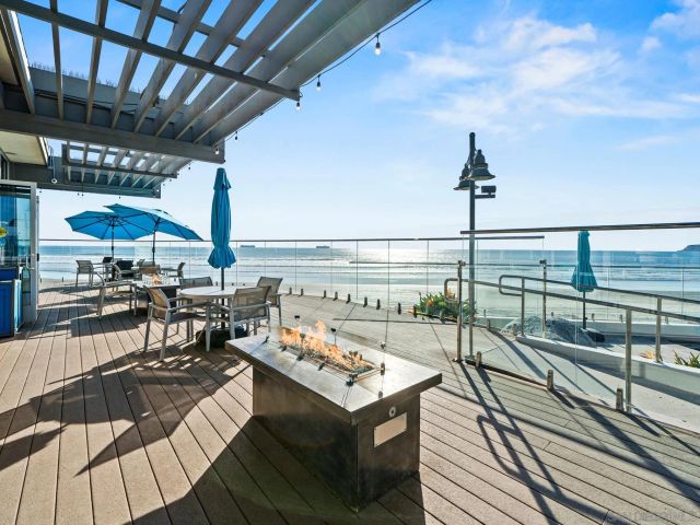 1750 Avenida Del Mundo 404, Coronado, CA 92118