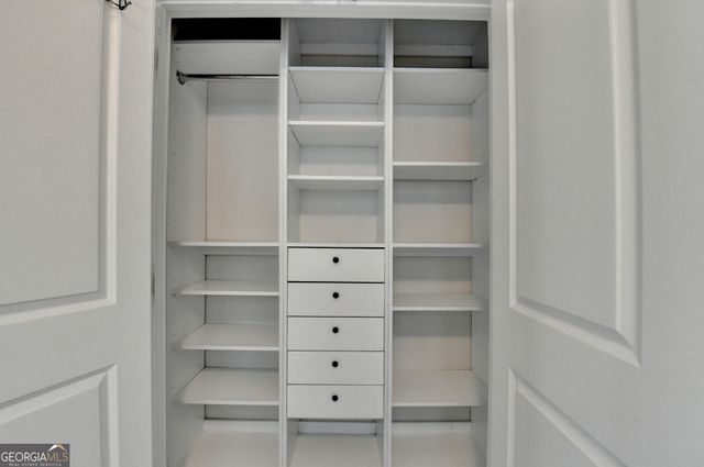 1055 Poppy Pointe, Alpharetta, GA 30004