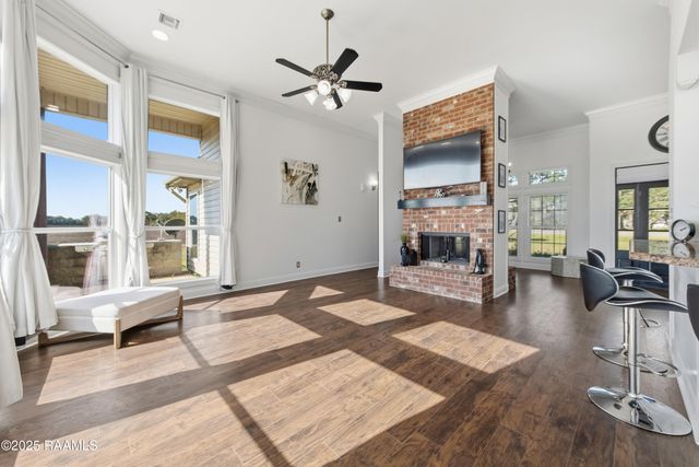 10219 Jefferson Island Road, New Iberia, LA 70560