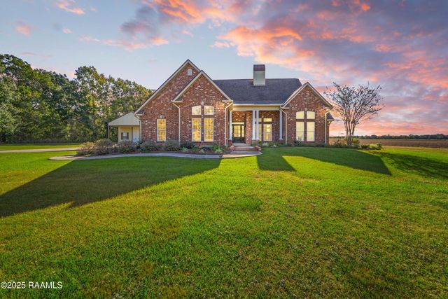 10219 Jefferson Island Road, New Iberia, LA 70560