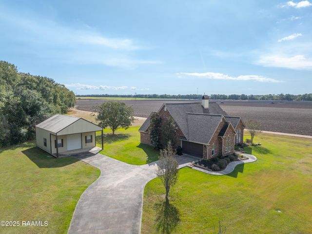 10219 Jefferson Island Road, New Iberia, LA 70560