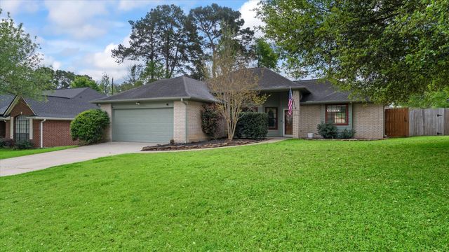 1724 Cantrell Boulevard, Conroe, TX 77301
