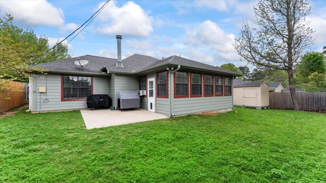 1724 Cantrell Boulevard, Conroe, TX 77301