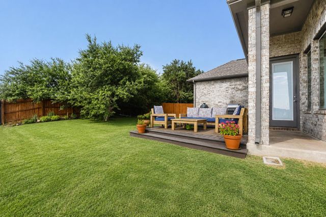 22614 Fountaingrass LN, Lago Vista, TX 78645