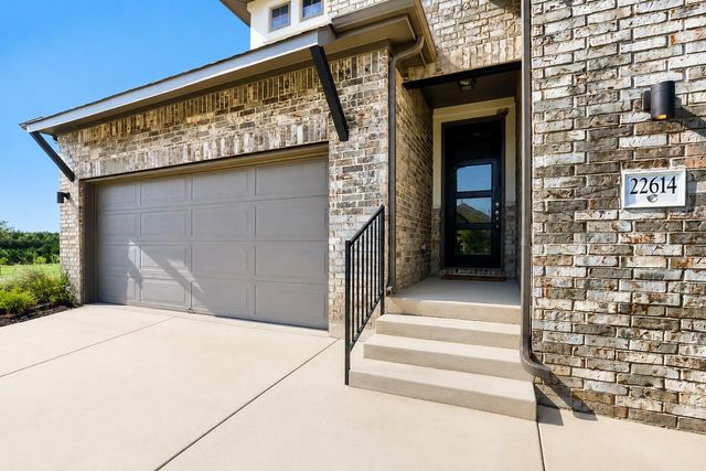 22614 Fountaingrass LN, Lago Vista, TX 78645