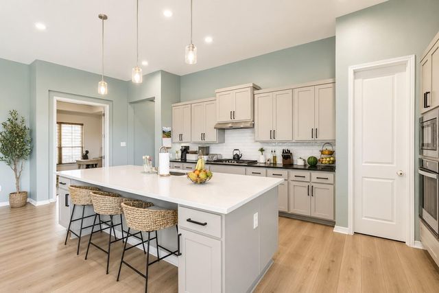 22614 Fountaingrass LN, Lago Vista, TX 78645
