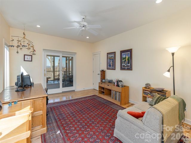 402 Claremont Drive, Flat Rock, NC 28731