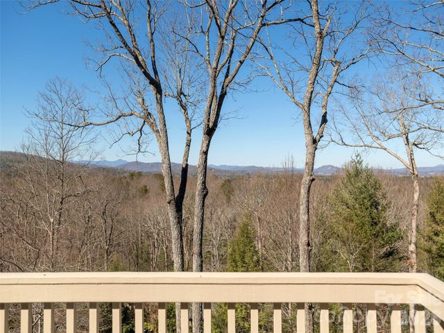 402 Claremont Drive, Flat Rock, NC 28731