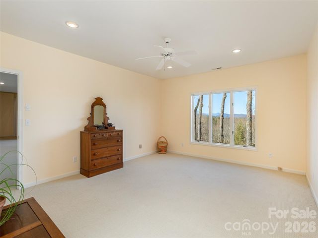 402 Claremont Drive, Flat Rock, NC 28731