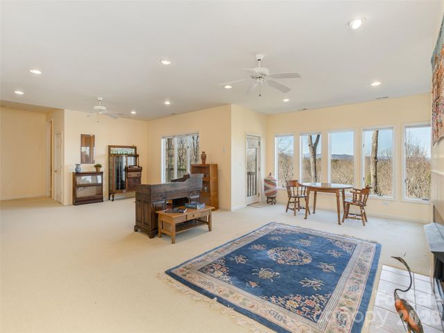 402 Claremont Drive, Flat Rock, NC 28731