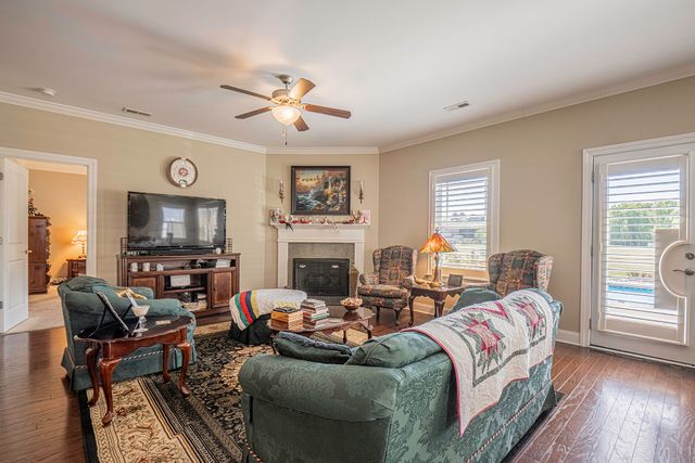 1869 Basilica Court, Hixson, TN 37343