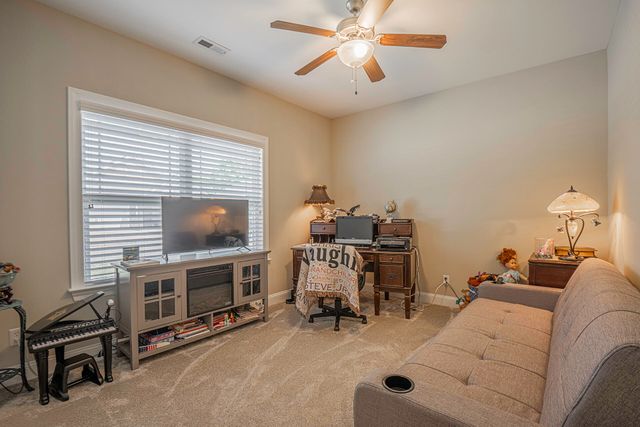 1869 Basilica Court, Hixson, TN 37343
