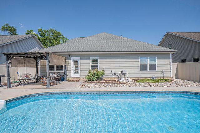 1869 Basilica Court, Hixson, TN 37343