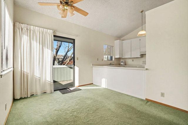 1126 Maywood Ln, Martinez, CA 94553