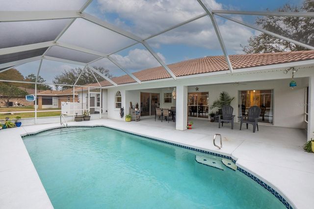 18 WESTROCK LANE, Palm Coast, FL 32164