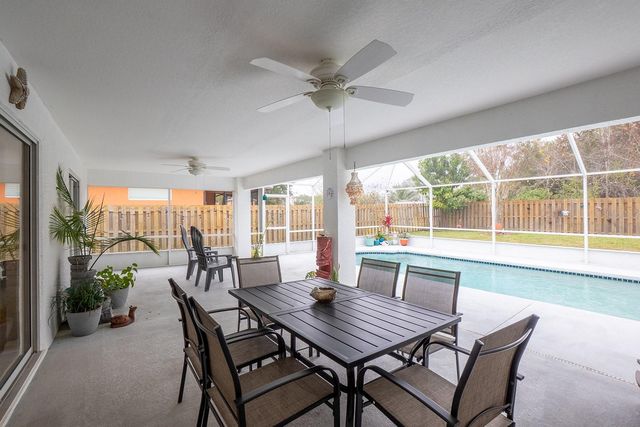 18 WESTROCK LANE, Palm Coast, FL 32164