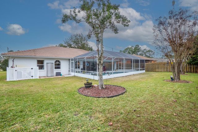 18 WESTROCK LANE, Palm Coast, FL 32164