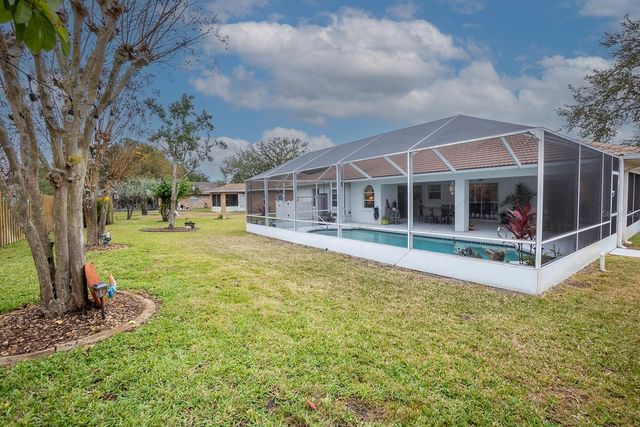 18 WESTROCK LANE, Palm Coast, FL 32164