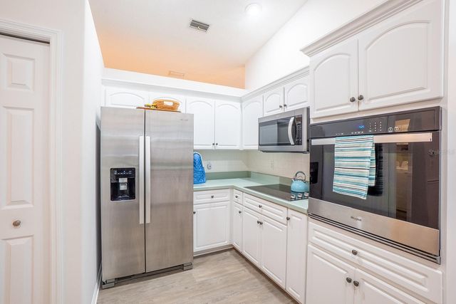 18 WESTROCK LANE, Palm Coast, FL 32164