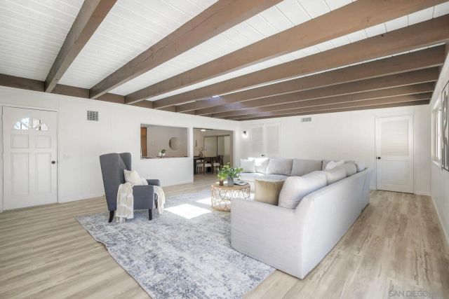 750 Melrose Pl, Vista, CA 92083